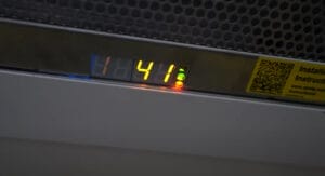 Red LED Indicator Light- Hepa Filter status