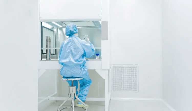 worker in cleanroom